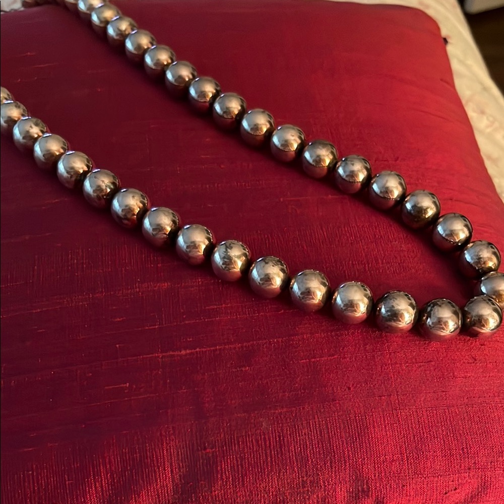 Elegant Silver Beaded Necklace